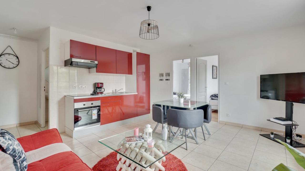 דירות אוברווילייה Chic Apart With Parking Near Paris מראה חיצוני תמונה