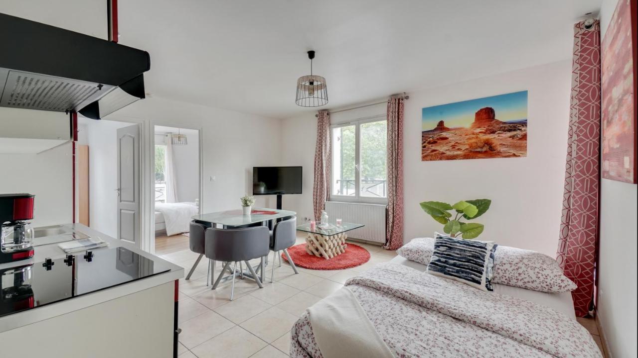 דירות אוברווילייה Chic Apart With Parking Near Paris מראה חיצוני תמונה