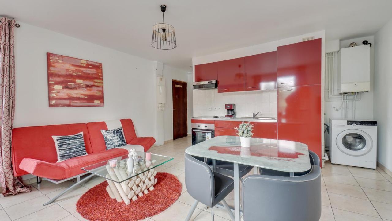 דירות אוברווילייה Chic Apart With Parking Near Paris מראה חיצוני תמונה